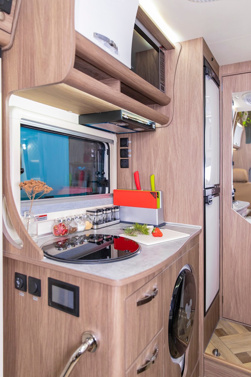 深度自駕,品質(zhì)房車生活選這款 深度自駕,品質(zhì)房車生活選這款