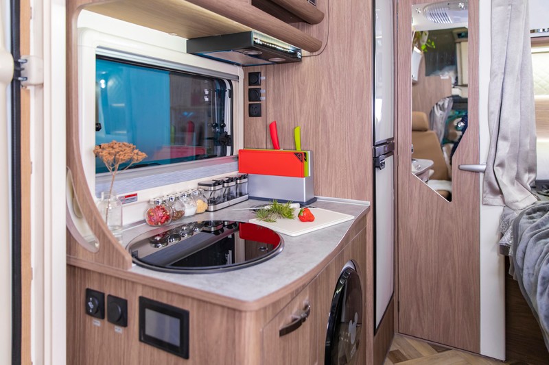 塞拉維房車，夠大，夠舒適