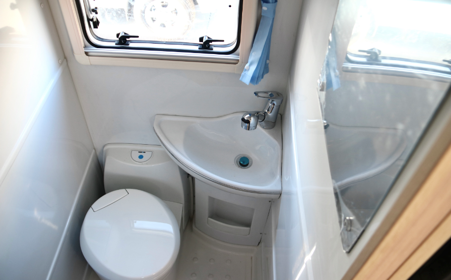 分時四驅、超大空間、一代經典——風駿C7！