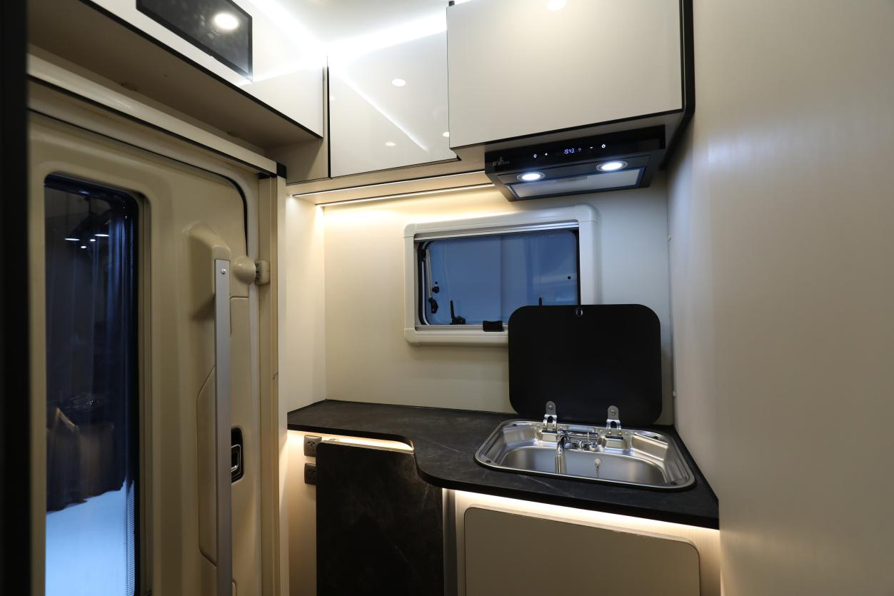 售價公布l自由炮C耀目上市! 售價公布l自由炮C耀目上市!