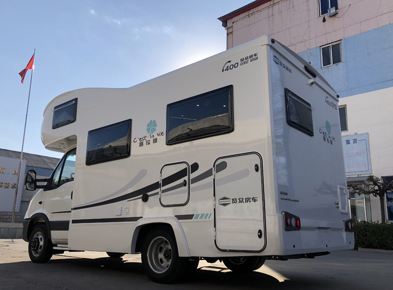 舒適旅行生活，這款房車必不可少